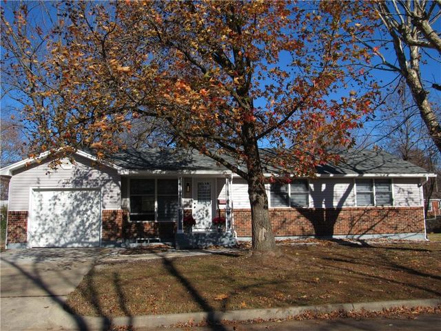 2404 Albert Lee Avenue, Sedalia, MO 65301