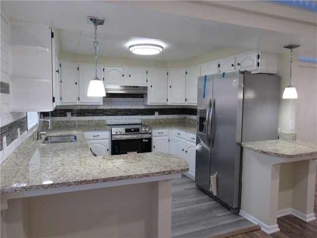 2404 Albert Lee Avenue, Sedalia, MO 65301