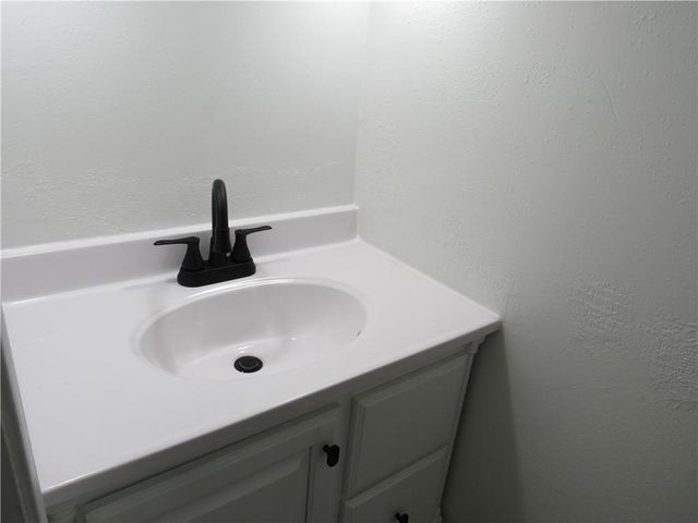 2404 Albert Lee Avenue, Sedalia, MO 65301