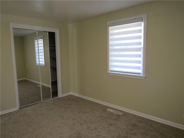 2404 Albert Lee Avenue, Sedalia, MO 65301