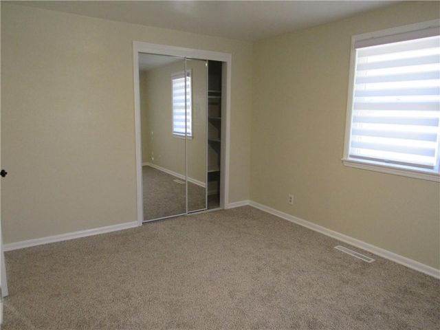 2404 Albert Lee Avenue, Sedalia, MO 65301