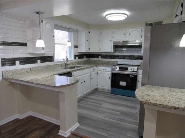 2404 Albert Lee Avenue, Sedalia, MO 65301