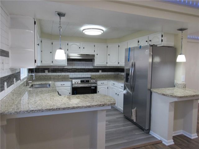 2404 Albert Lee Avenue, Sedalia, MO 65301