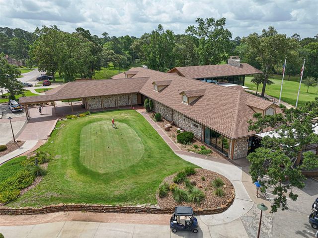 25 Shady Oak Lane, Conroe, TX 77304