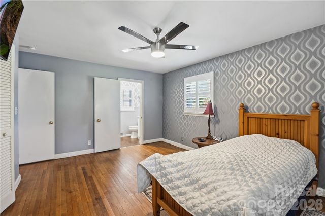 75 Hawthorne Drive, Brevard, NC 28712