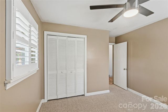 75 Hawthorne Drive, Brevard, NC 28712