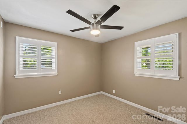 75 Hawthorne Drive, Brevard, NC 28712
