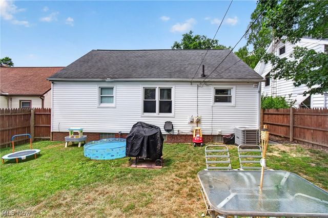 932 Ridge Road NW, Canton, OH 44703