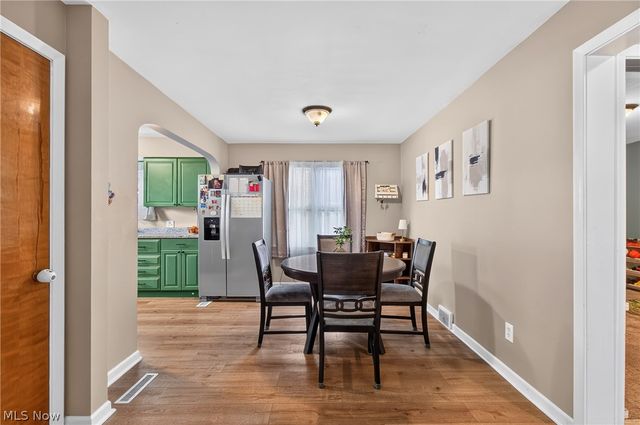 932 Ridge Road NW, Canton, OH 44703