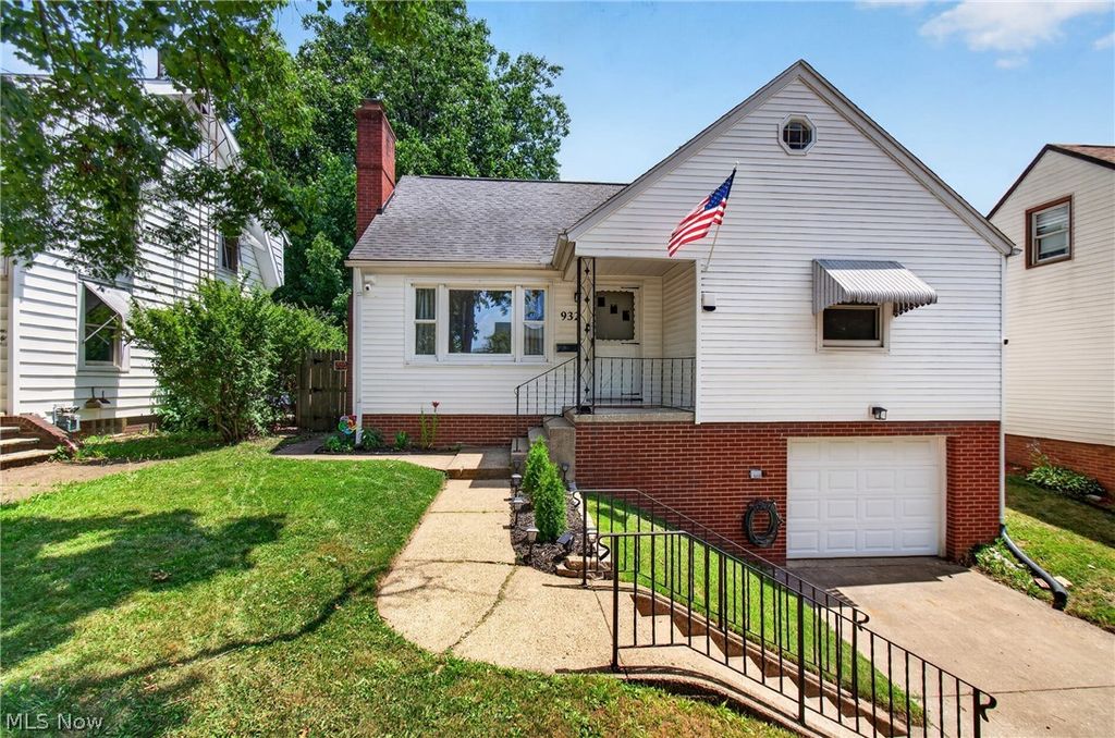 932 Ridge Road NW, Canton, OH 44703