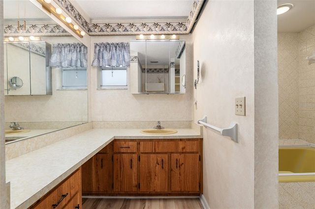 711 SE 26TH STREET, Ocala, FL 34471