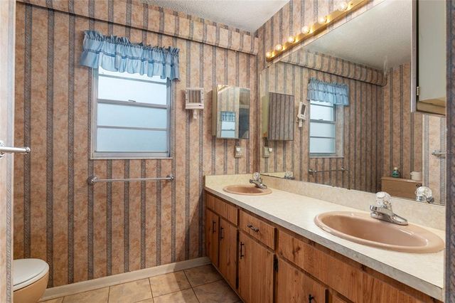 711 SE 26TH STREET, Ocala, FL 34471