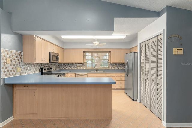 711 SE 26TH STREET, Ocala, FL 34471