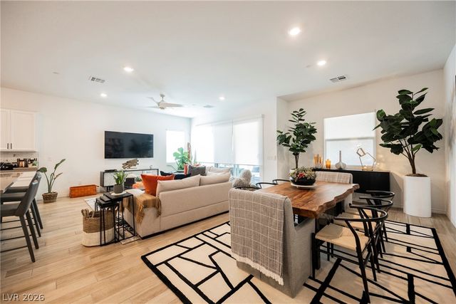 93 Juliette Pointe Lane, Henderson, NV 89011