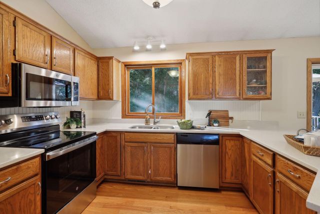 10553 166th Street W, Lakeville, MN 55044