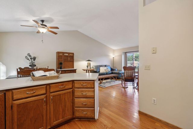 10553 166th Street W, Lakeville, MN 55044