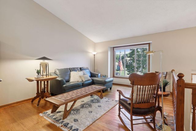 10553 166th Street W, Lakeville, MN 55044