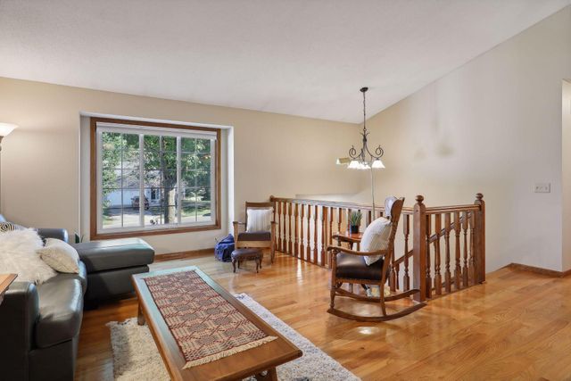 10553 166th Street W, Lakeville, MN 55044