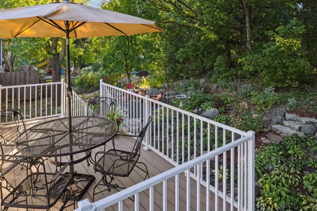 10553 166th Street W, Lakeville, MN 55044