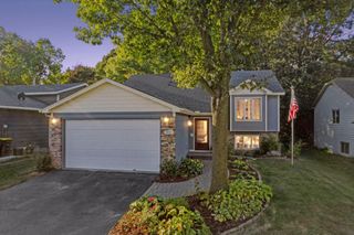 10553 166th Street W, Lakeville, MN 55044