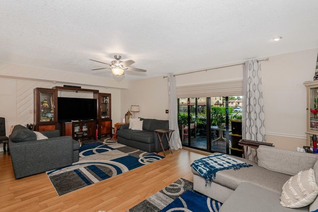 2634 NW 47th Lane 2634, Lauderhill, FL 33313