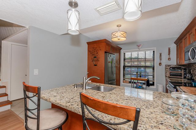 2634 NW 47th Lane 2634, Lauderhill, FL 33313