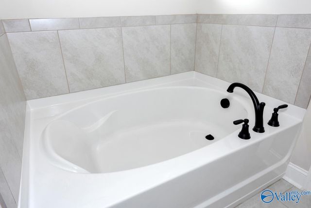 107 Kit Fox Drive, Meridianville, AL 35759