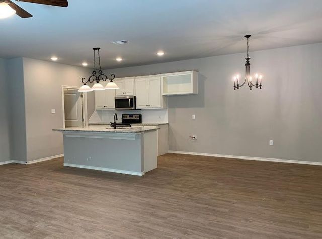 1217 Preston Trail, Wolfforth, TX 79382