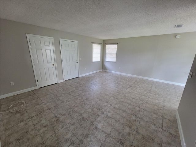 21 LOUISIANA AVENUE, St Cloud, FL 34769