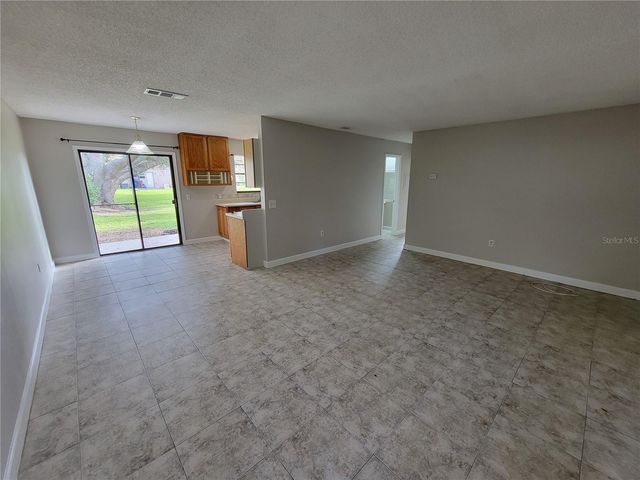 21 LOUISIANA AVENUE, St Cloud, FL 34769