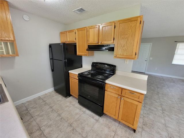 21 LOUISIANA AVENUE, St Cloud, FL 34769