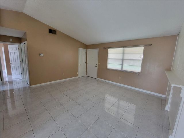 21 LOUISIANA AVENUE, St Cloud, FL 34769