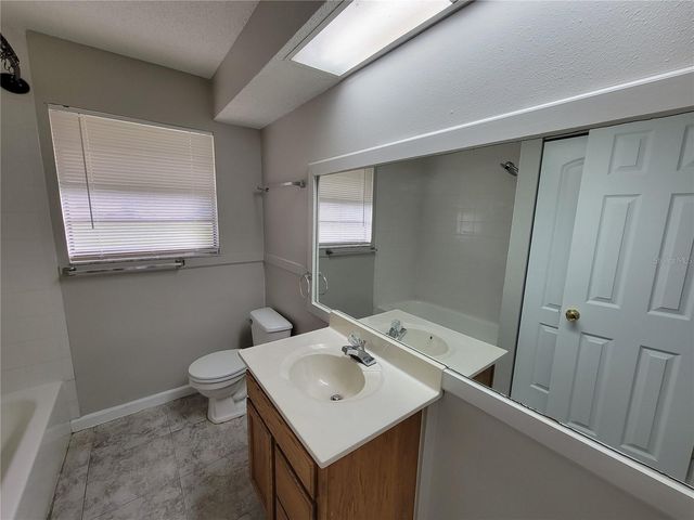 21 LOUISIANA AVENUE, St Cloud, FL 34769