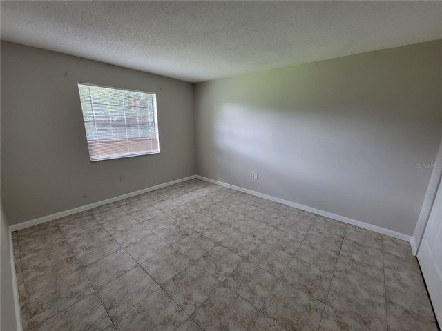 21 LOUISIANA AVENUE, St Cloud, FL 34769