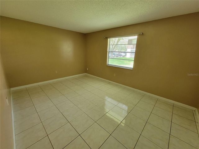 21 LOUISIANA AVENUE, St Cloud, FL 34769