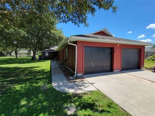 21 LOUISIANA AVENUE, St Cloud, FL 34769
