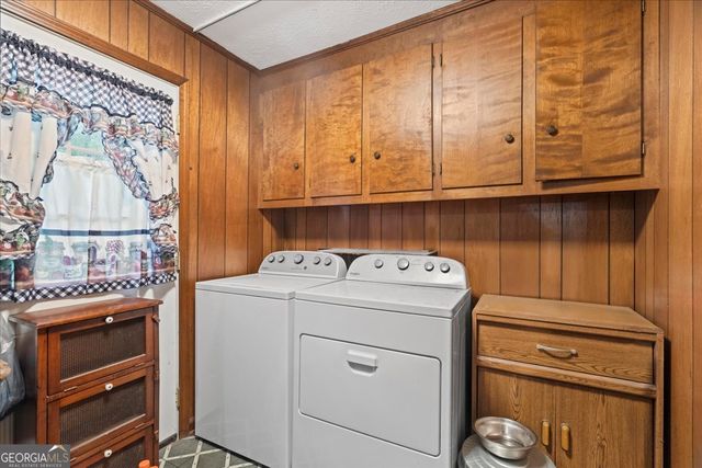 202 Briarwood Drive, Calhoun, GA 30701