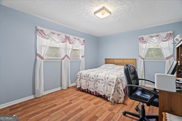 202 Briarwood Drive, Calhoun, GA 30701