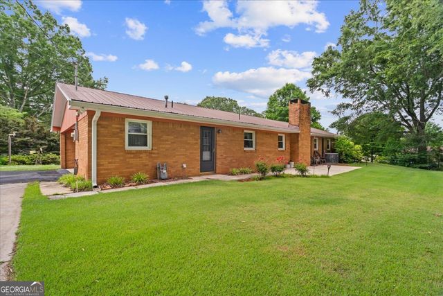 202 Briarwood Drive, Calhoun, GA 30701