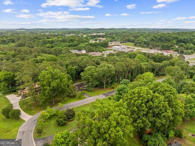 202 Briarwood Drive, Calhoun, GA 30701
