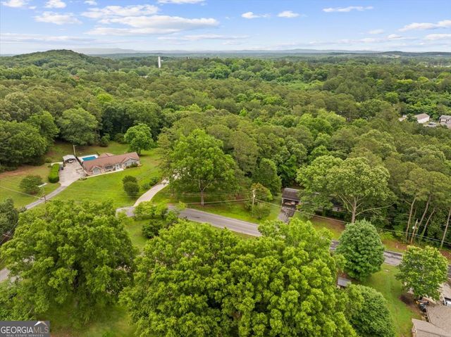 202 Briarwood Drive, Calhoun, GA 30701