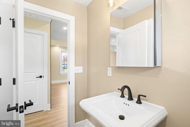818 CHESTERTON RD, Fairless Hills, PA 19030