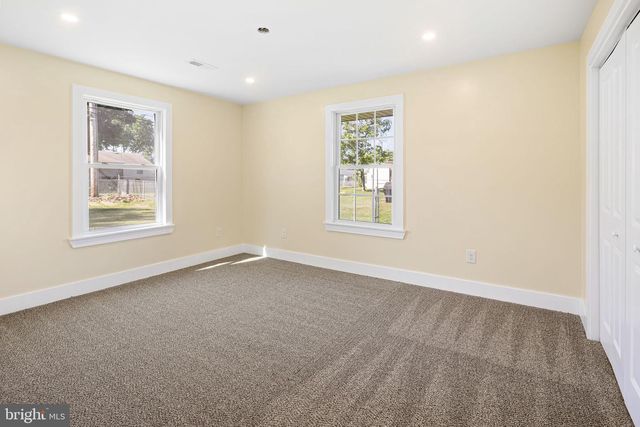 818 CHESTERTON RD, Fairless Hills, PA 19030