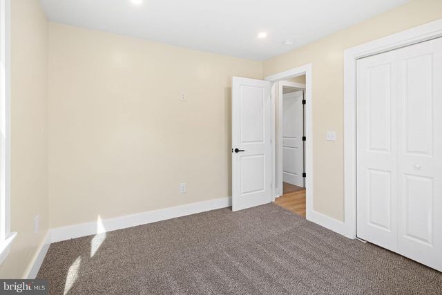 818 CHESTERTON RD, Fairless Hills, PA 19030