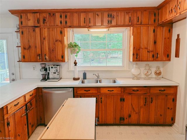 286 Eldorado Road, Asheboro, NC 27205
