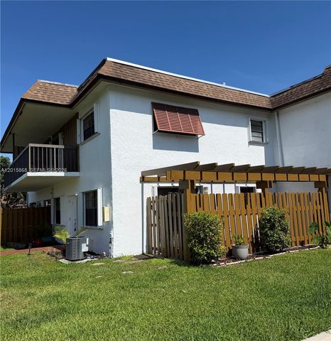 6904 NW 169th St 145F, Hialeah, FL 33015
