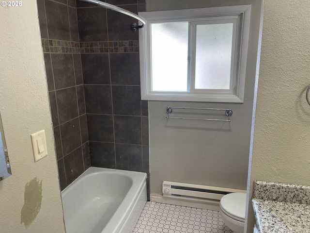 1175 Donna Ave Ne, Salem, OR 97301