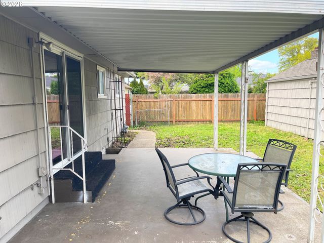 1175 Donna Ave Ne, Salem, OR 97301