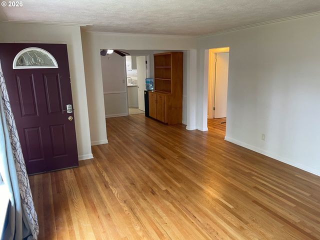 1175 Donna Ave Ne, Salem, OR 97301
