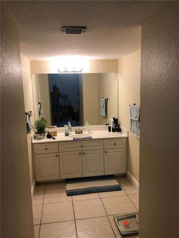 10411 N Kendall Drive B203, Miami, FL 33176